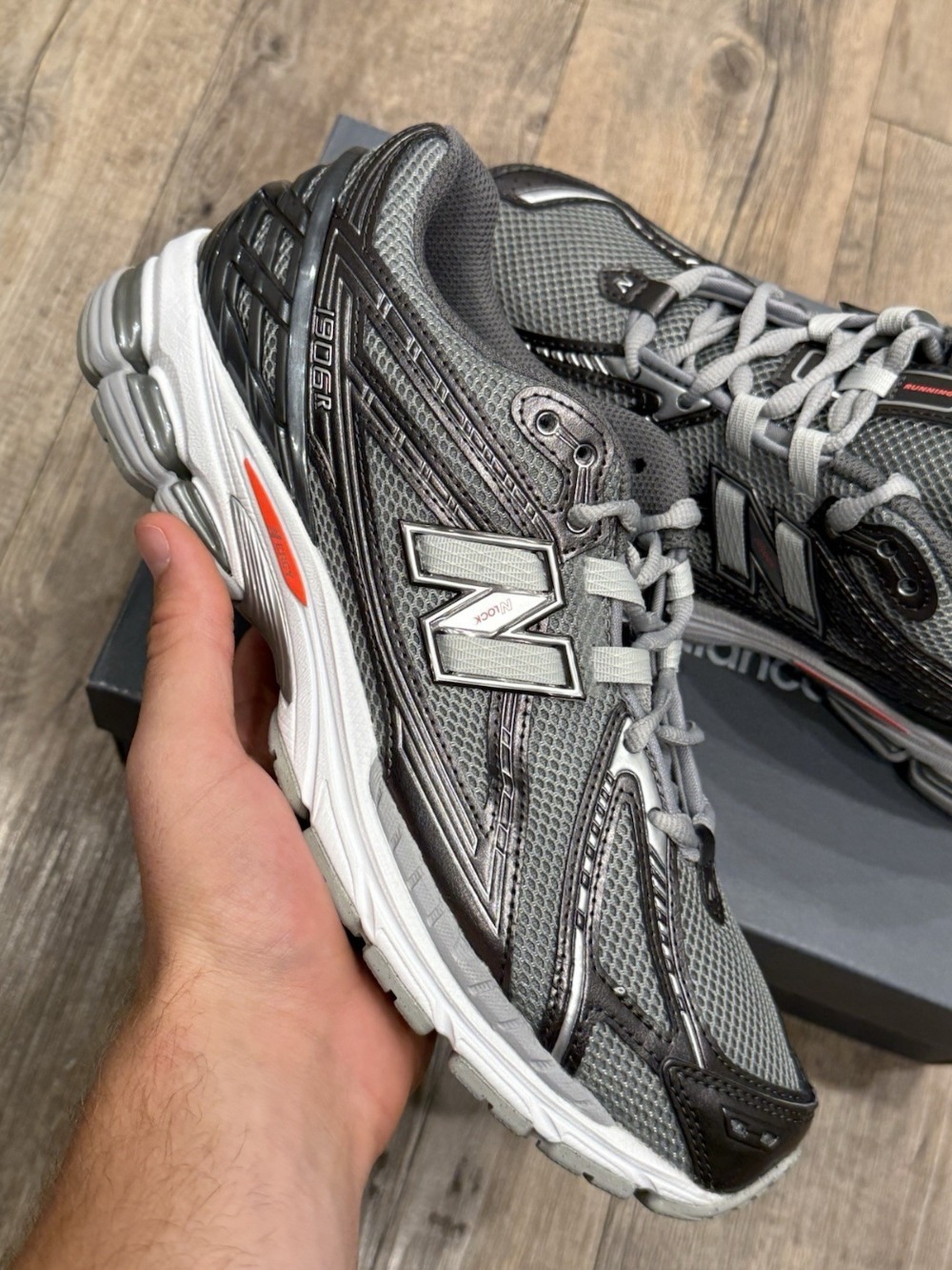 New Balance 1906R Grey Orange — 38 / 39 / 39.5 / 40 / 40.5 / 41 / 42 / 42.5 / 43 / 44, Novo