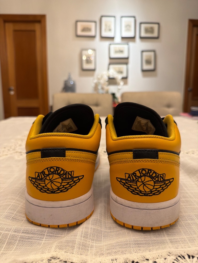 Foto 4 de Air Jordan 1 Low Yellow Ochre — 41 / 42, Usado
