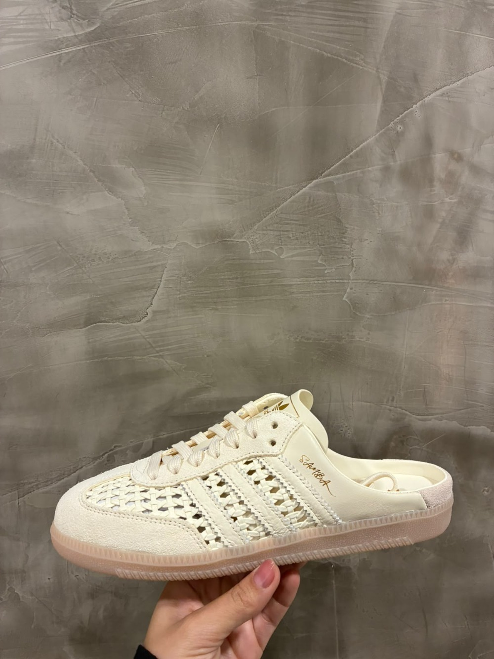 adidas Samba OG Mule Cream White Gold Metallic — 34 / 35 / 36 / 37 / 38, Novo