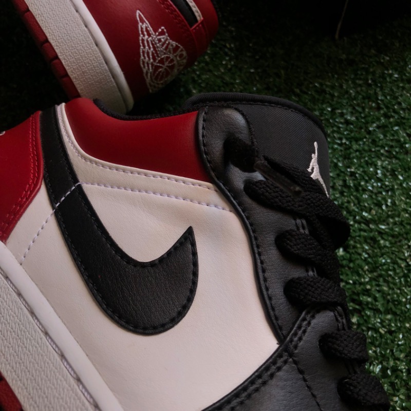 Foto 3 de Air Jordan 1 Low Bred Toe Gym Red — 42, Usado