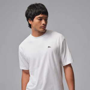 Camiseta Nike Jordan Sneaker Patch